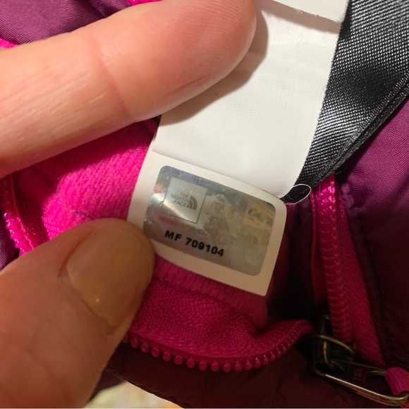 The North Face // Girls' Reversible Puffer Jacket Coat Size Medium (10/12) - Picture 10 of 16